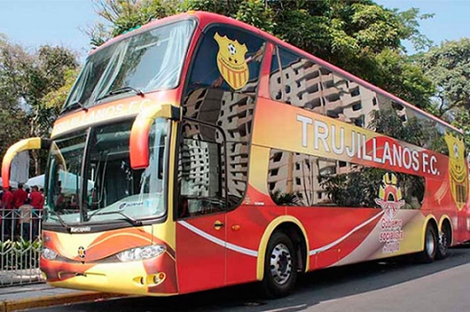 Time na Venezuela tem uniformes e chuteiras roubadas de seu ônibus