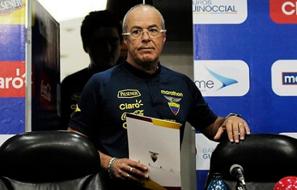 Com nomes de Santos e Corinthians, Equador divulga sua convocação para datas FIFA