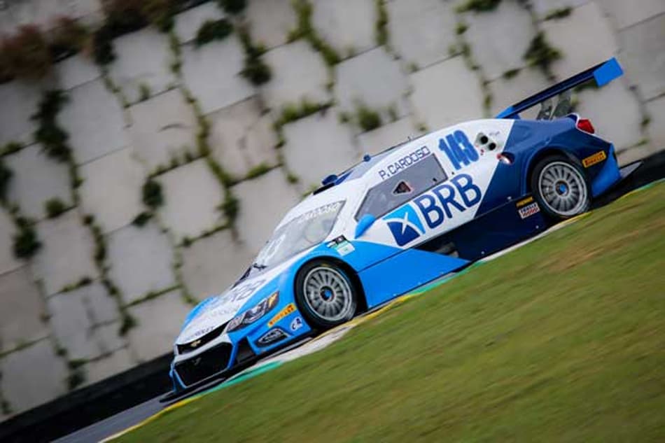 STOCK CAR: Óleo na pista prejudica metade do grid na classificação da Corrida do Milhão⁩