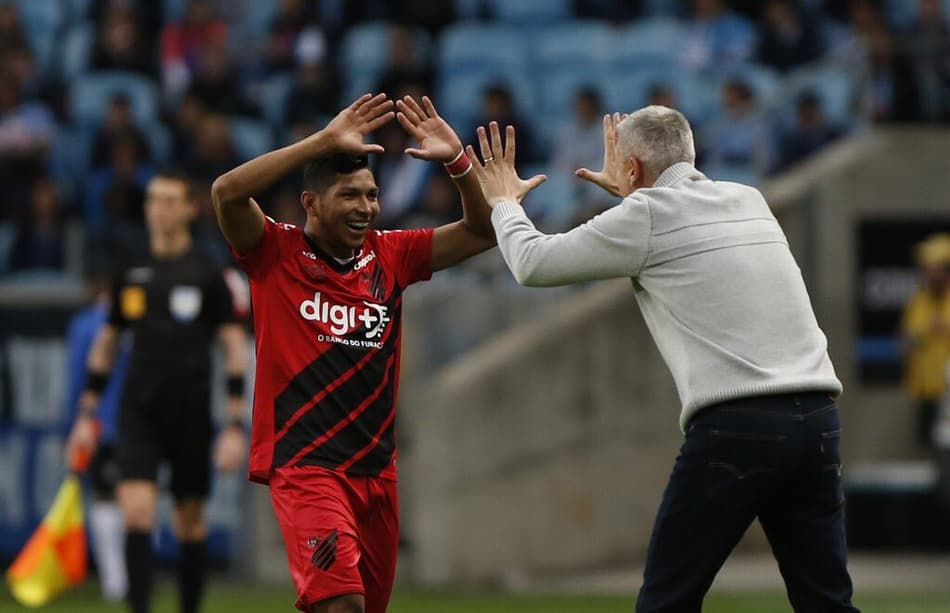Athletico-PR busca a recuperação no BR-19 diante do Ceará
