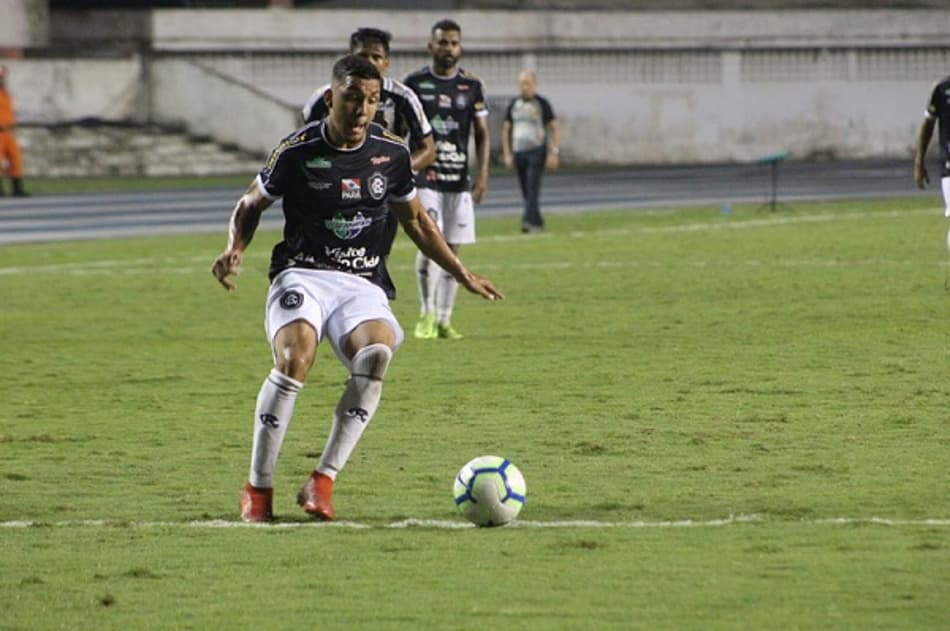 Hélio Borges - Remo