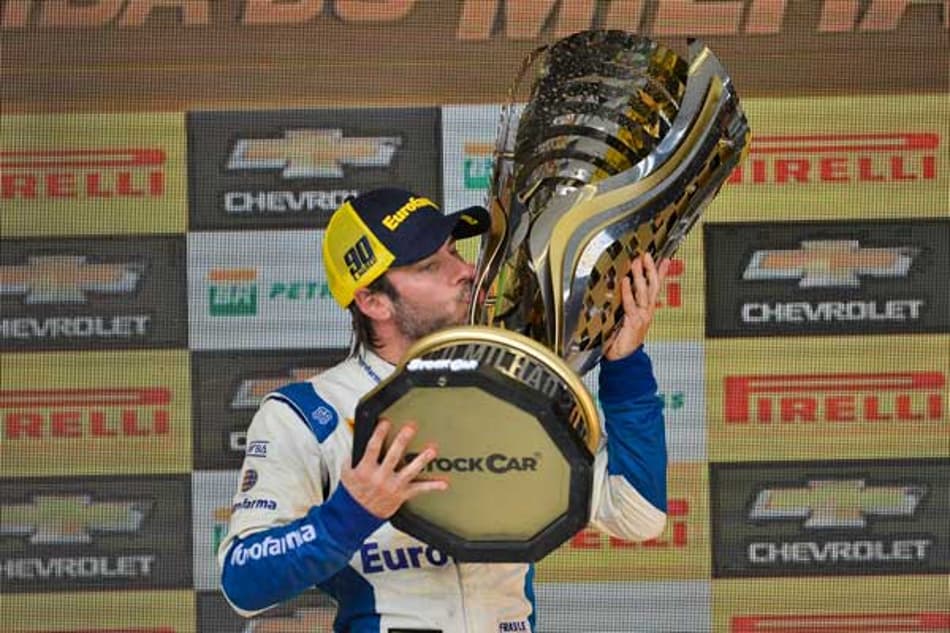 Ricardo Maurício é bicampeão da Corrida Milionária da Stock Car