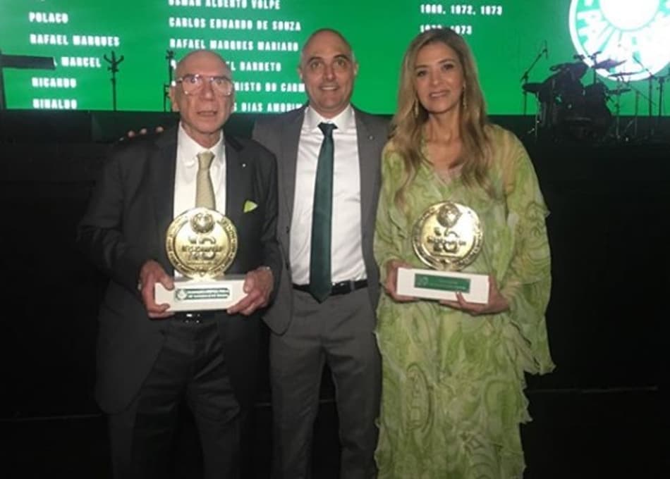 Leila se incomoda com presidente da FPF após post pelos 105 anos do clube