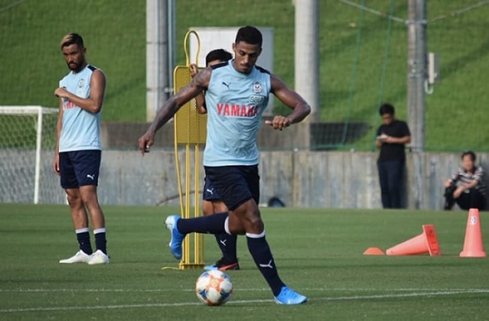 No Jubilo Iwata, Lukian projeta sequência da equipe na J-League