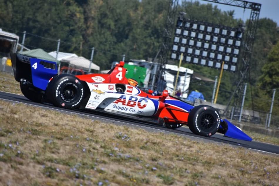 Matheus Leist é destaque na Indy subindo 13 posições para conquistar 8º lugar com a Foyt