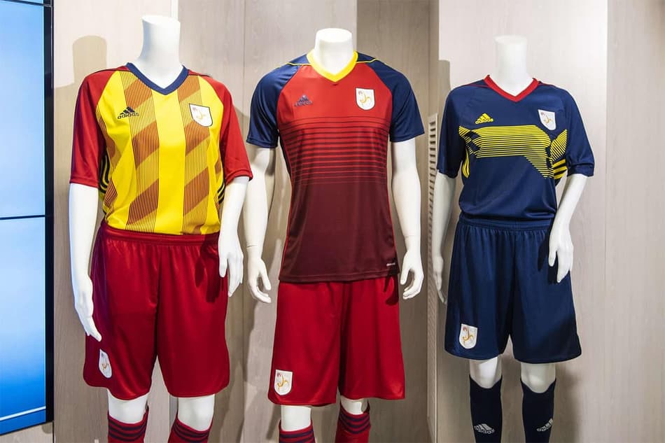 Seleção da Catalunha fecha com a Adidas e recebe uniformes da marca para 2019/20