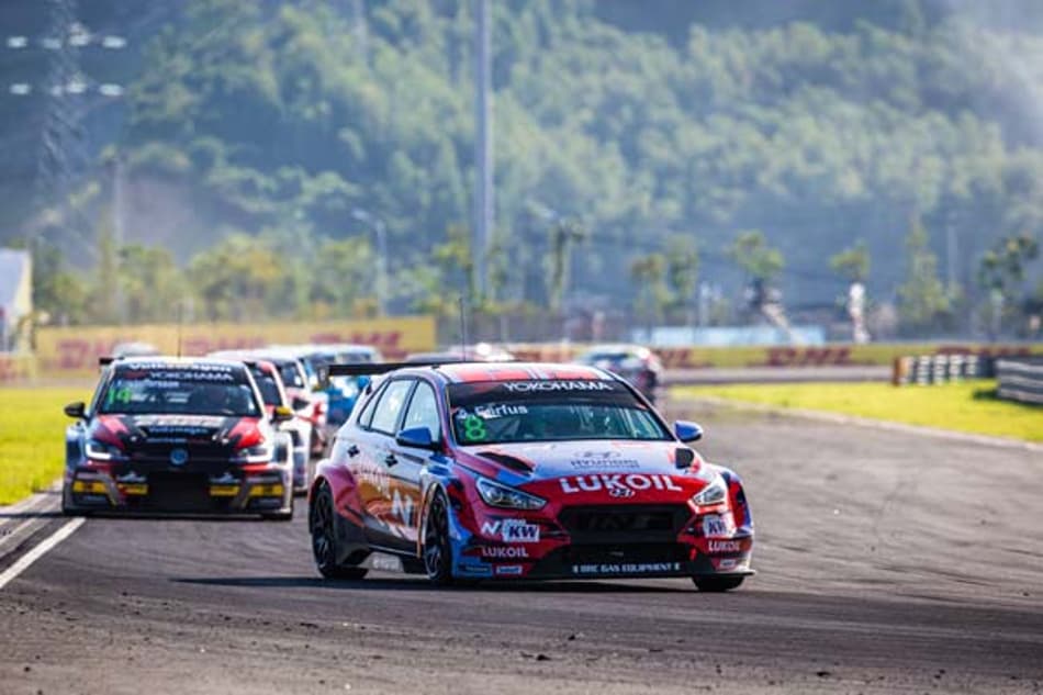 WTCR: Augusto Farfus tem etapa positiva com 4º e 7º lugar em estreia em Ningbo