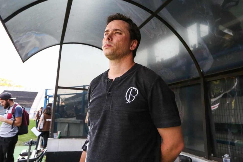 Auxiliar do Timão Feminino, Rodrigo Iglesias projeta jogos contra Ferrinha