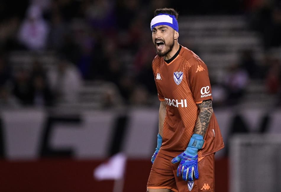 Vélez derrota River, em pleno Monumental, pela Superliga Argentina