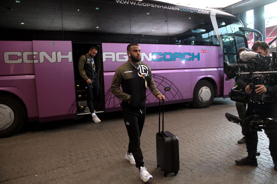 Carlinhos marca pelo Lugano e é escolhido melhor da rodada no Suíço