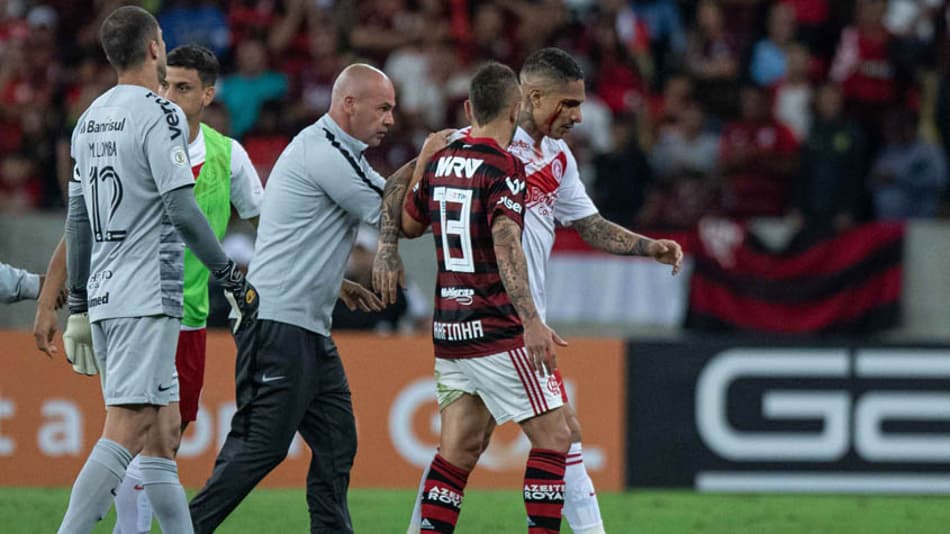 Após derrota, jogadores do Inter criticam as decisões da arbitragem