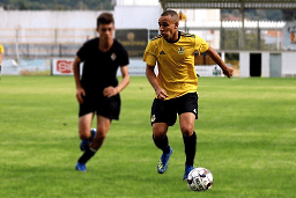 Recém-chegado ao Portomosense, brasileiro projeta temporada: 'Objetivo é conquistar títulos'