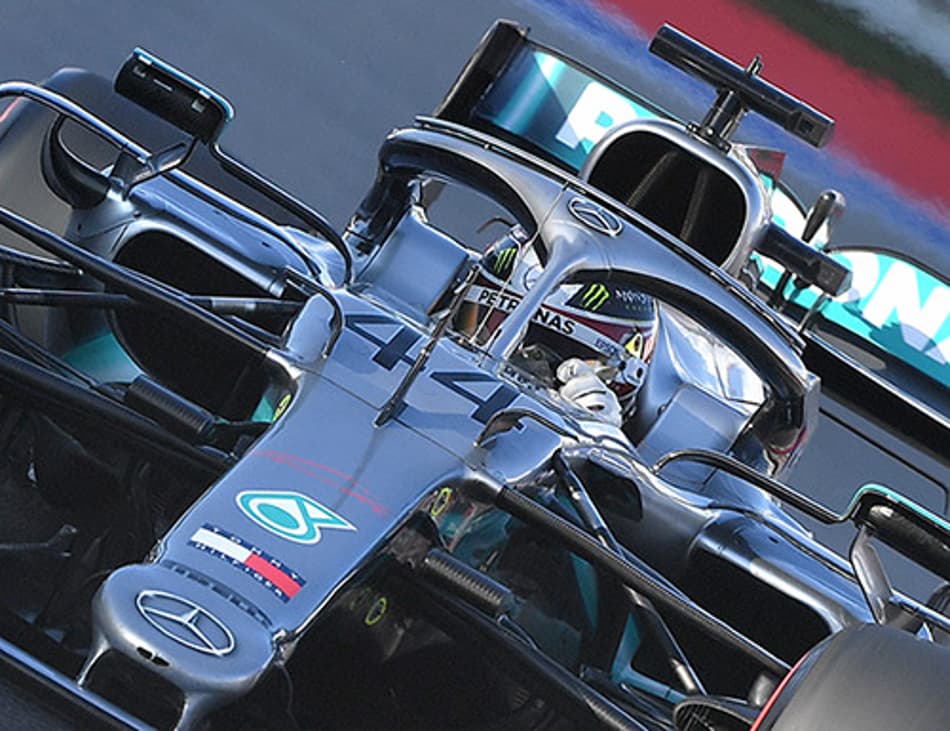 Hamilton explica por que ele não usa o número 01 em seu carro