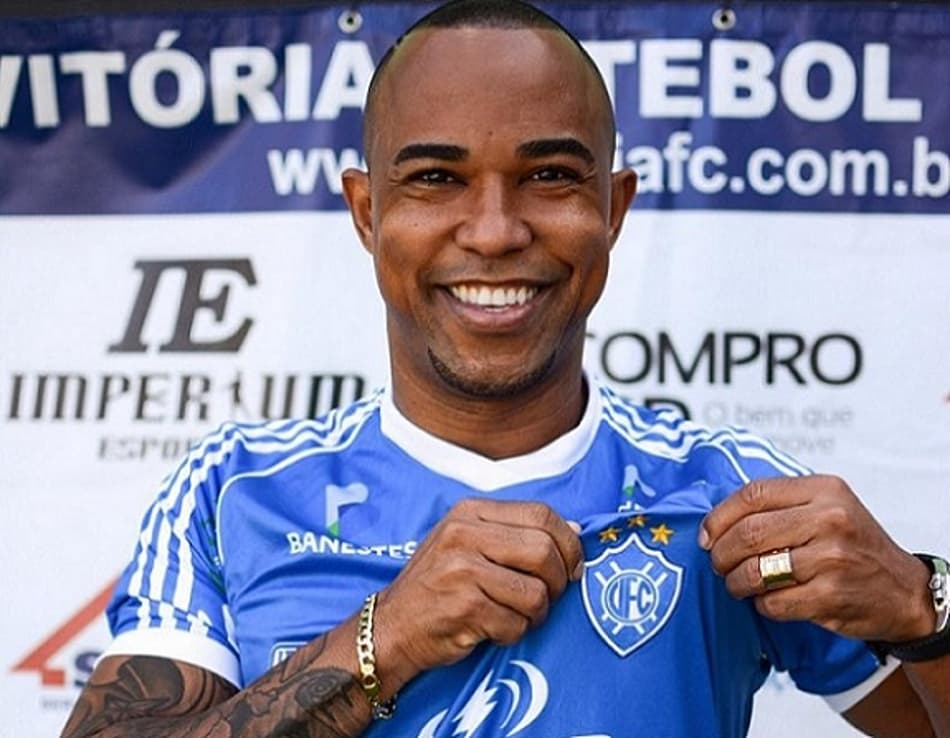 Edinho diz que Vitória busca a liderança da Copa Espírito Santo