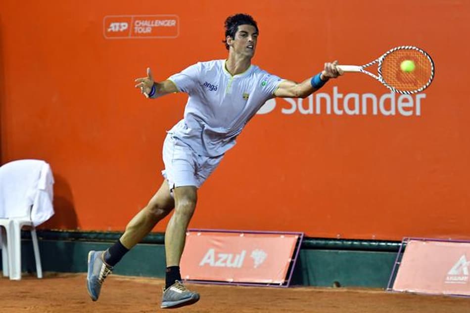 Com desistência de rival, Bellucci avança e tenta semi em Campinas