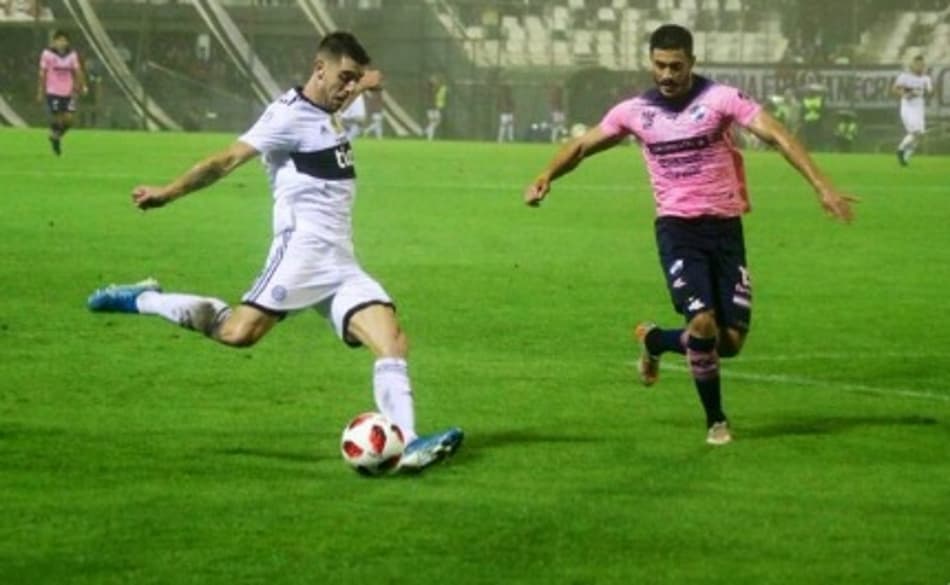 Em jogo isolado, Olimpia derrota o Nacional e dispara na liderança do Paraguaio