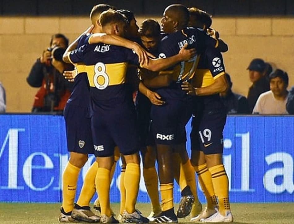 Dupla Boca Juniors e River Plate vence no domingo de Superliga