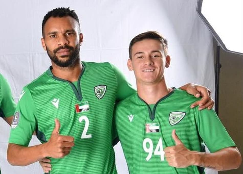 Dupla brasileira trabalha por primeira vitória nos Emirados Árabes