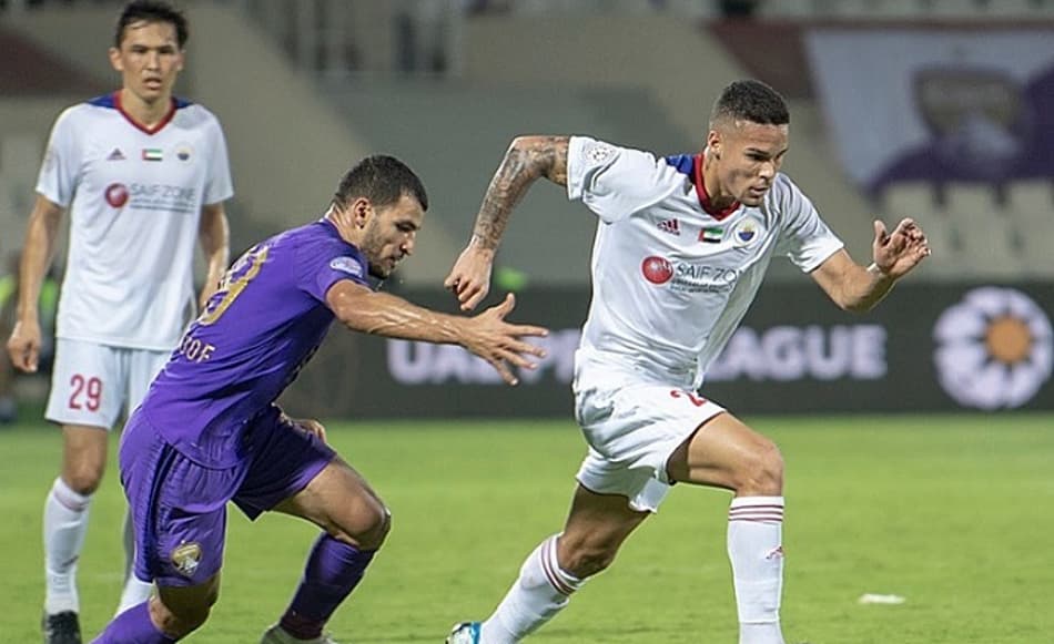 Brasileiro do Al Sharjah celebra 100% de aproveitamento como profissional