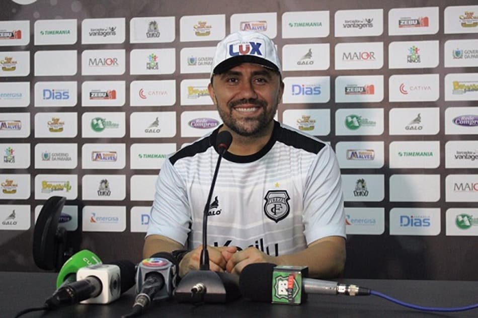 Ex-América-RN e Treze, técnico Luizinho Lopes é sondado por clubes do Nordeste