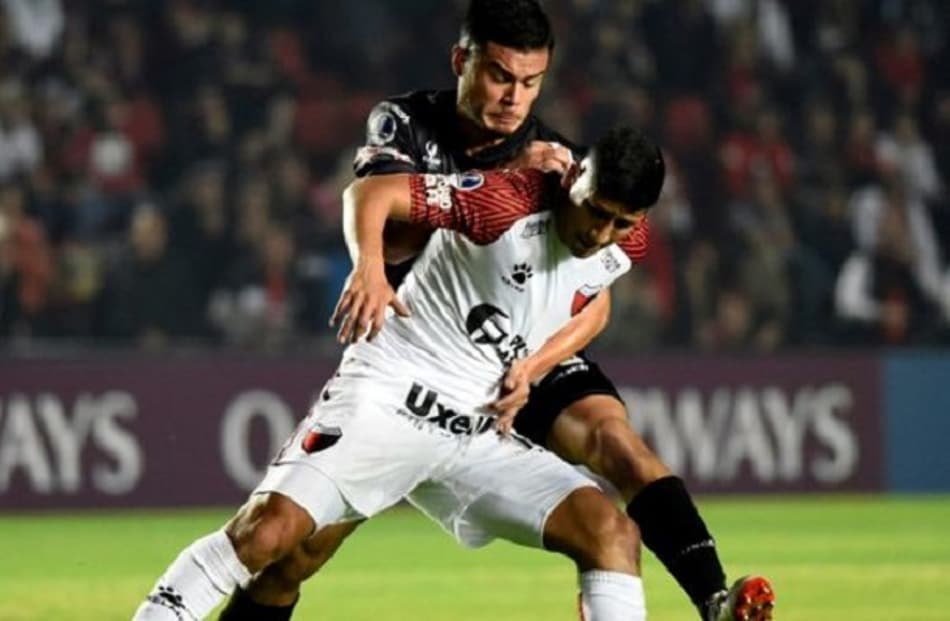 Finalista da Sul-Americana trabalhou paralelamente como entregador de pizza