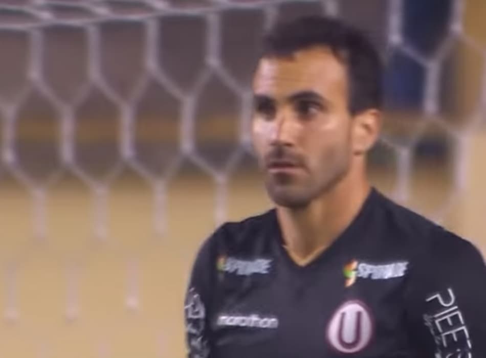 Atuação de goleiro em clássico sul-americano vira notícia na imprensa europeia