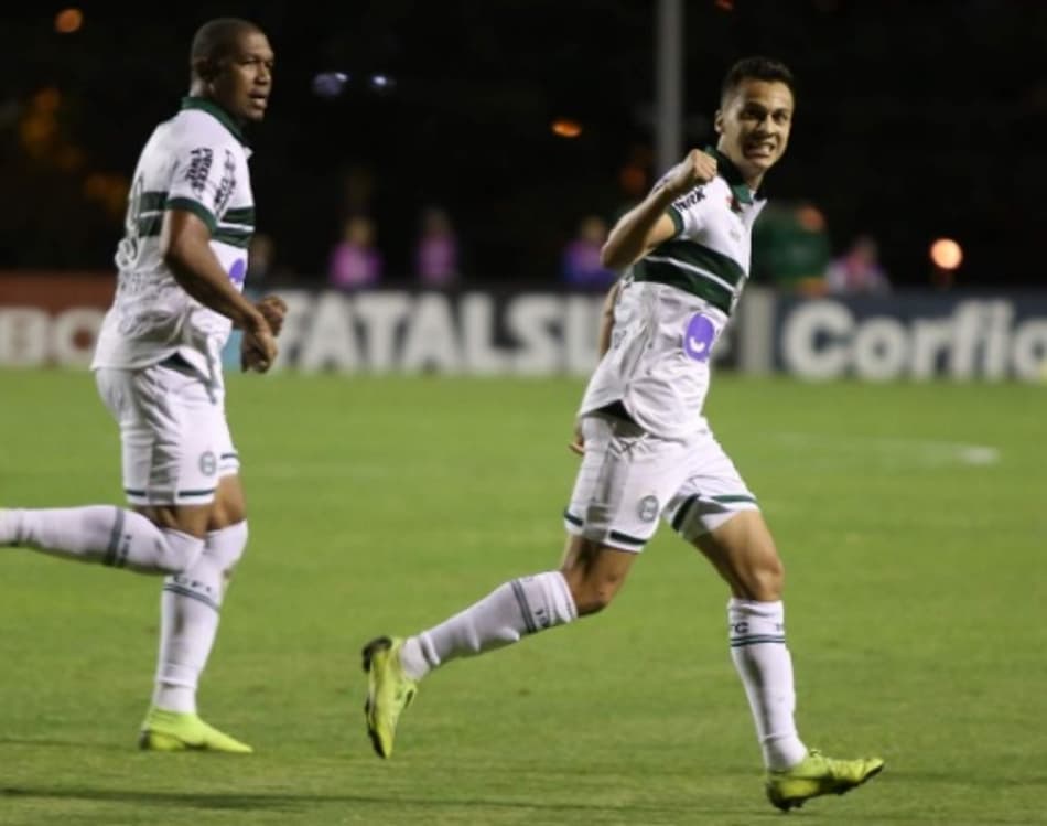 Em partida movimentada, Coritiba vence o São Bento fora de casa e permanece no G-4