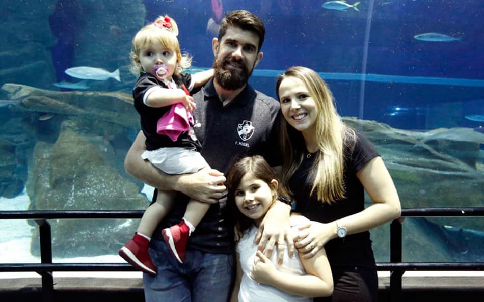 'Rolé no Rio': Fernando Miguel visita o AquaRio com a família