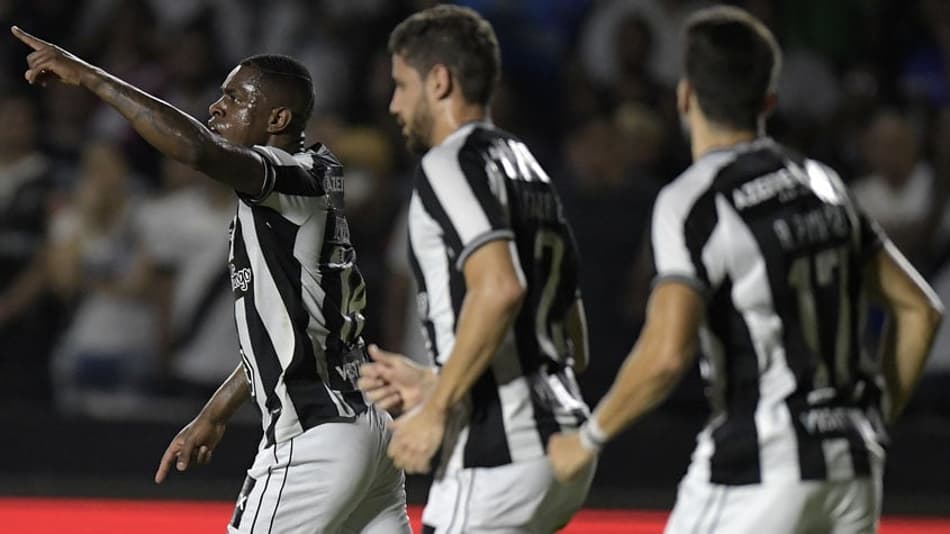 ATUAÇÕES: veja quem se salvou no Botafogo em derrota para o Vasco