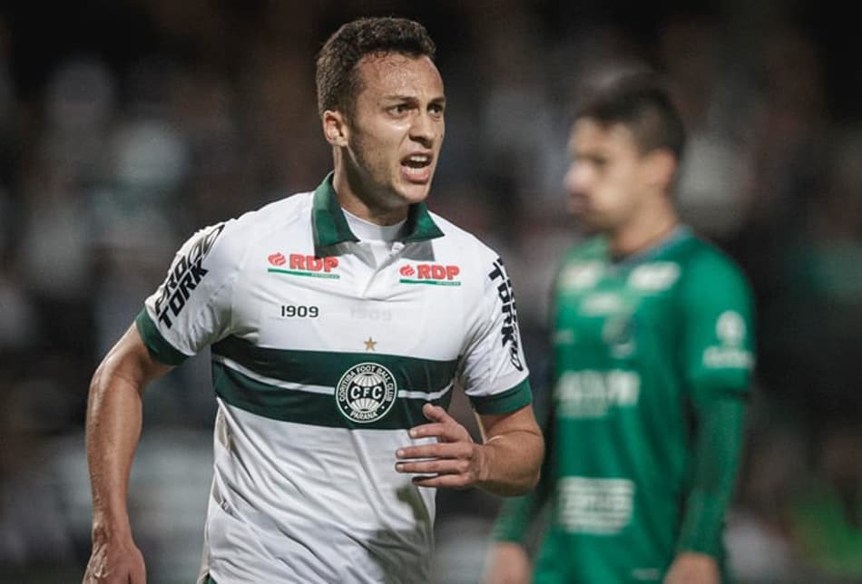 Decisivo, Juan Alano destaca evolução do Coritiba e projeta partida contra o Vila Nova-GO