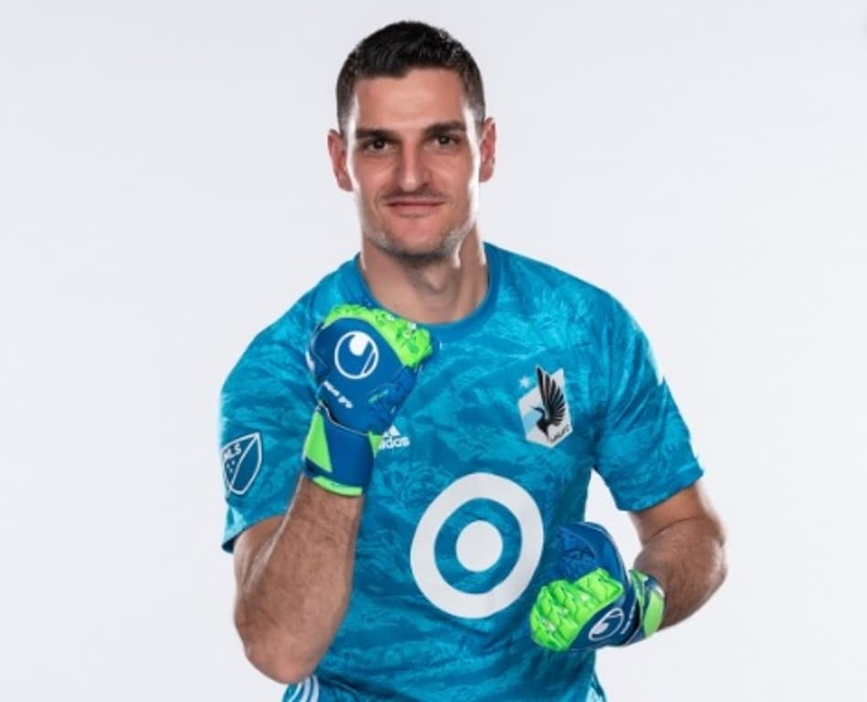 Ex-Arsenal, Vito Mannone é eleito o melhor goleiro da MLS