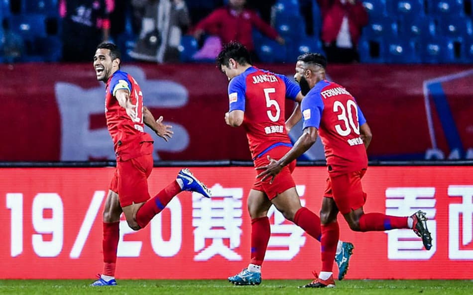 Alan Kardec marca e garante vitória no Campeonato Chinês