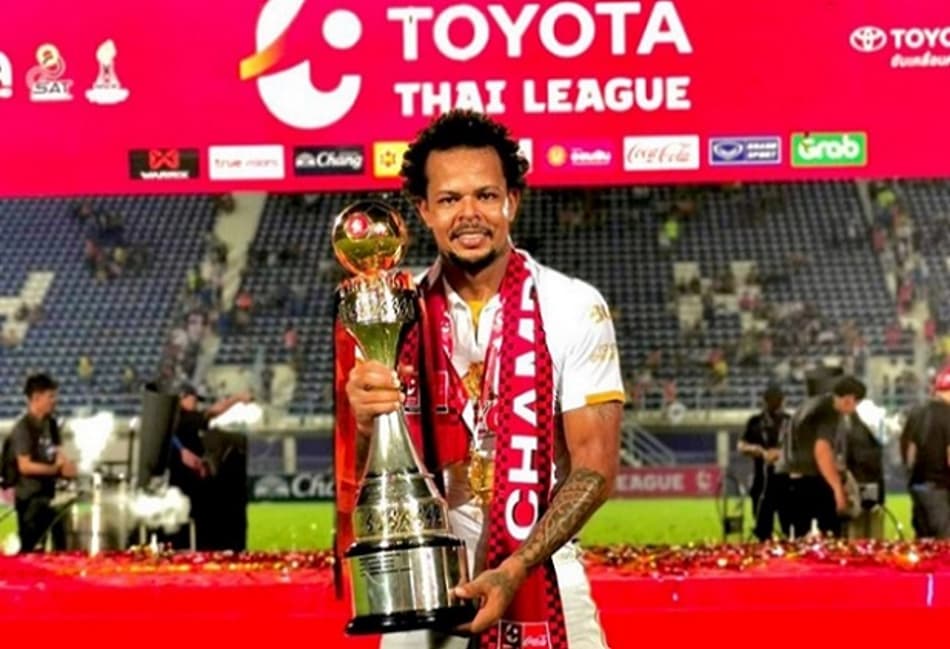 Bill marca em goleada e conquista campeonato tailandês, inédito para o Chiangrai United