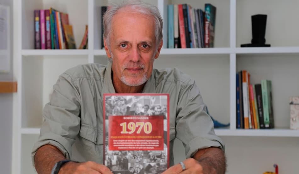 Jornalista lança livro sobre o tri da Seleção: 'Geração fantástica, em um período conturbado do país'