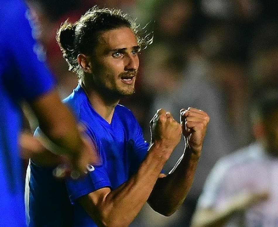 Lembra dele? Ex-Bota sonha em colocar time humilde do Uruguai na Libertadores