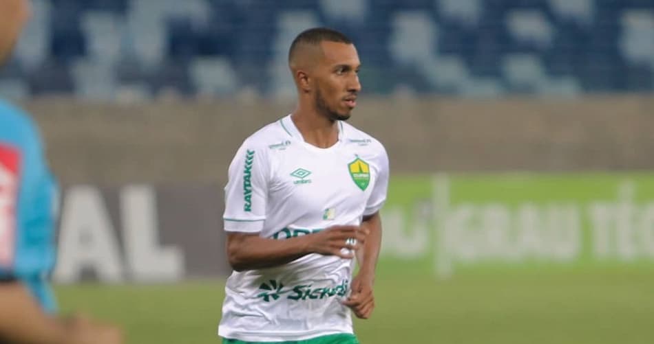 Lucas Braga vibra com sequência positiva no Cuiabá e crê no acesso