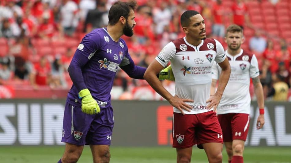 ATUAÇÕES: Em dia atípico, Muriel falha e compromete jogo do Flu