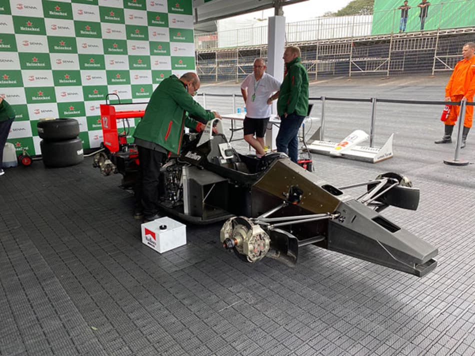 Senna vai pilotar a McLaren MP4/4: “É como uma cadeira elétrica”