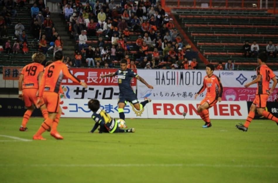 Atacante brasileiro quer vitórias em últimos jogos da Liga Japonesa
