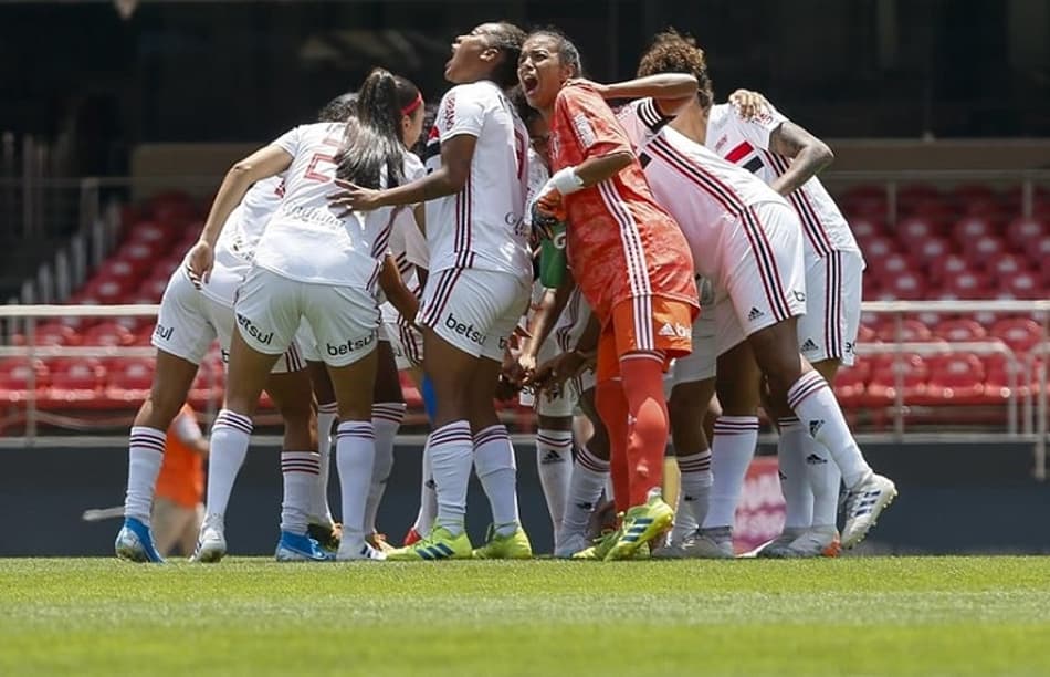 Pelo tri estadual feminino, São Paulo terá de bater Corinthians 100%
