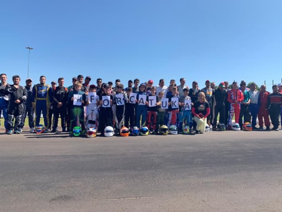 Jovens pilotos desejam força para Tuka Rocha após acidente aéreo