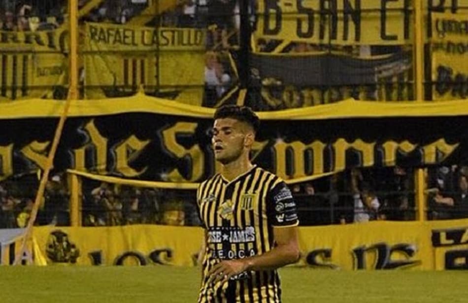 Jogador argentino sofre acidente de carro em Buenos Aires