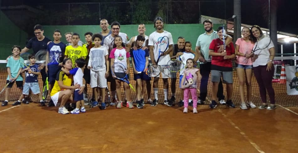 Aula da Equipe Action Tennis