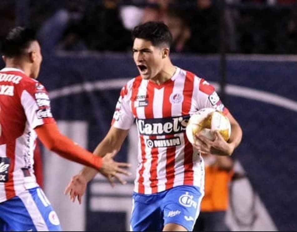 Atlético de Madrid pode levar artilheiro sul-americano para substituir Diego Costa