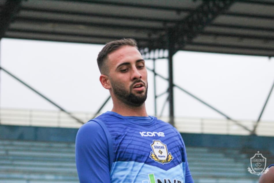 Lateral do Macaé visa o futuro e crê em equilíbrio também fora de campo