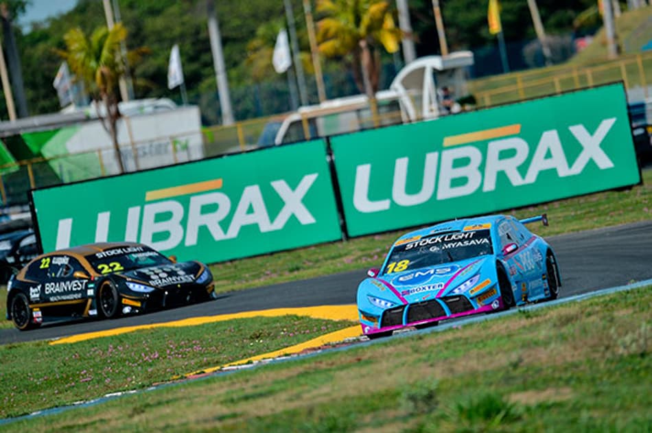 Gustavo Myasava lidera sexta-feira de ensaios da Stock Light em Goiânia