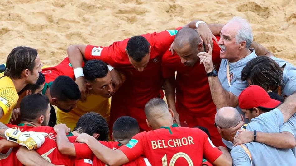 Brasil vence clássico contra Portugal na Copa do Mundo de beach soccer