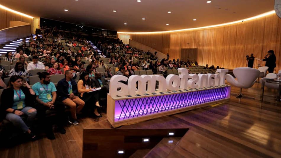 Programa de promoção dos valores olímpicos do COB completa um ano