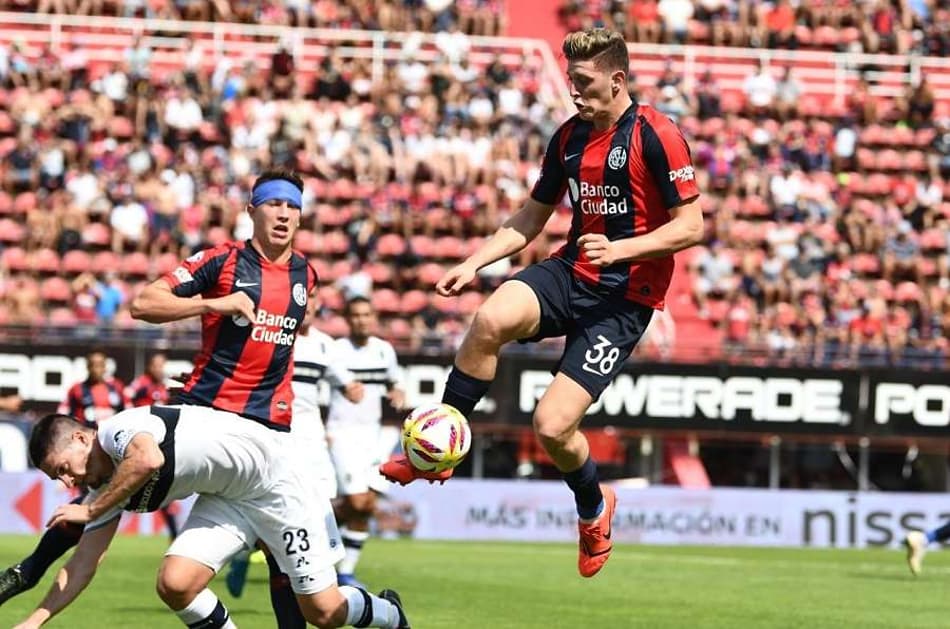 Joia do futebol argentino teria oferta concreta de R$ 50 milhões da Europa