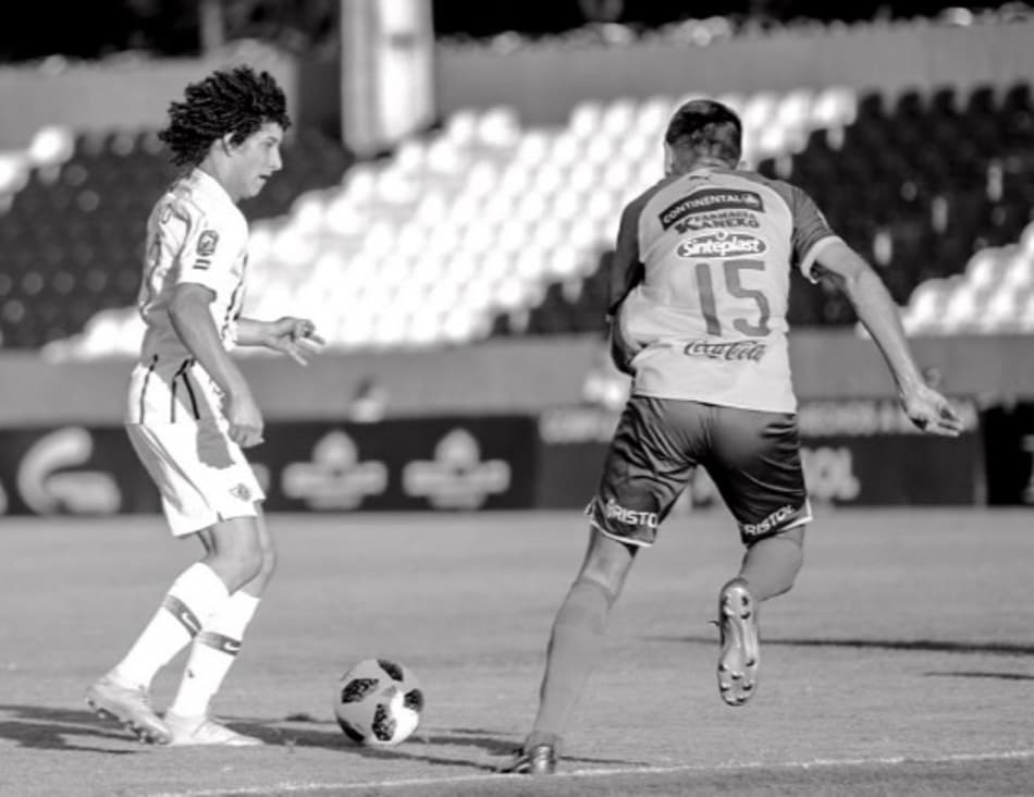 Cerro Porteño se recupera de revés no clássico e Libertad tropeça na briga pelo título paraguaio